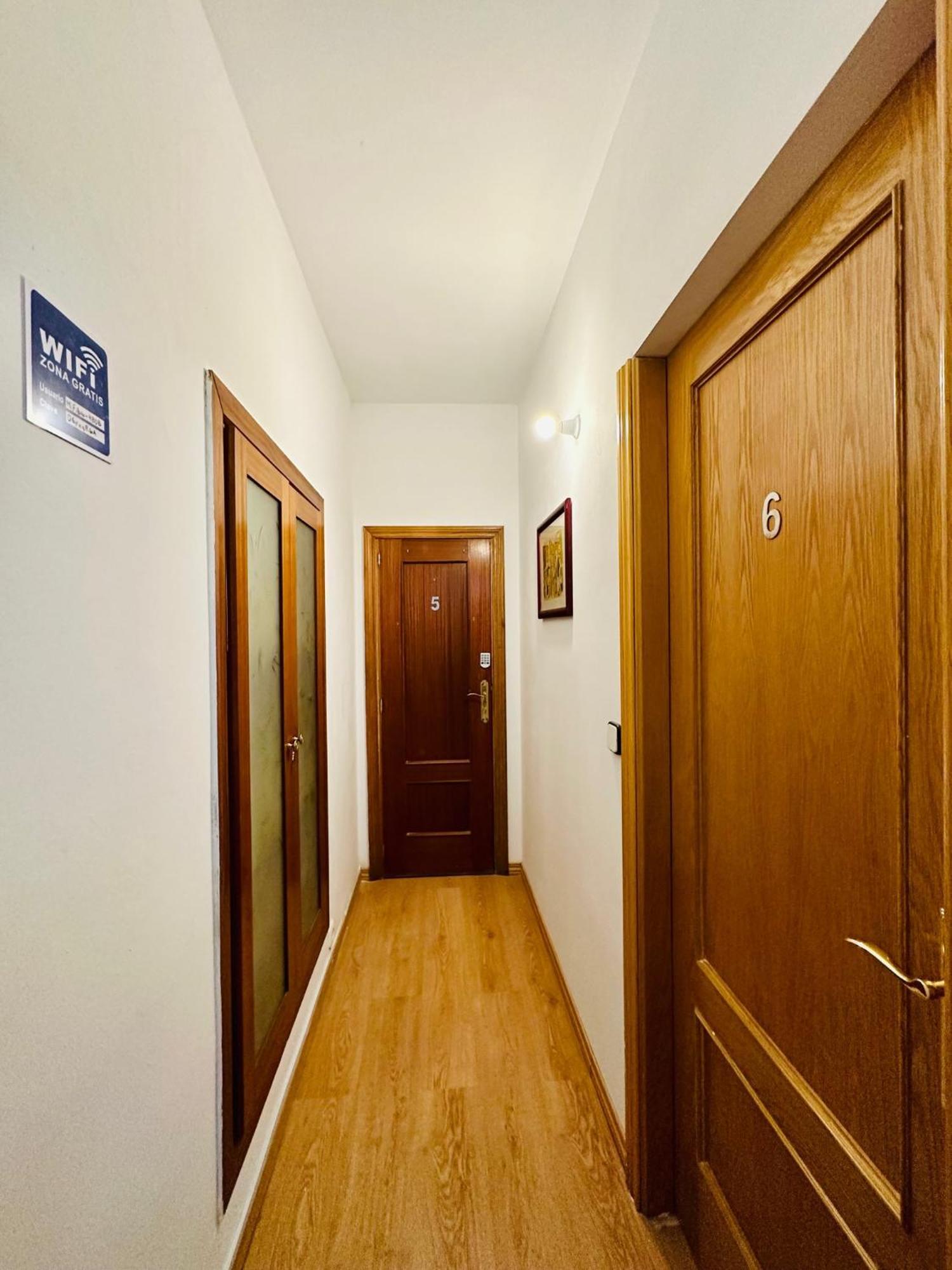Rooms In Madrid Downtown Exterior photo