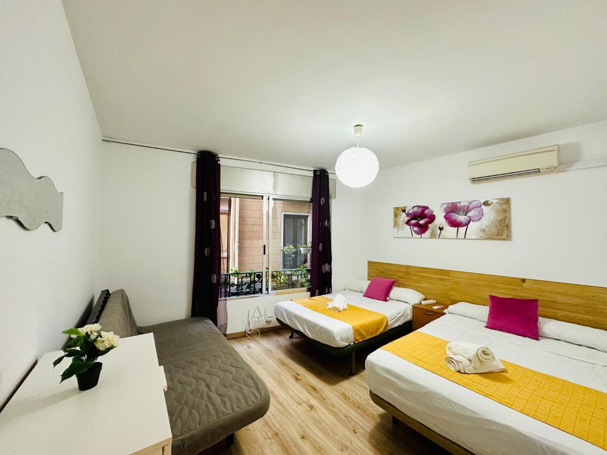 Rooms In Madrid Downtown Exterior photo